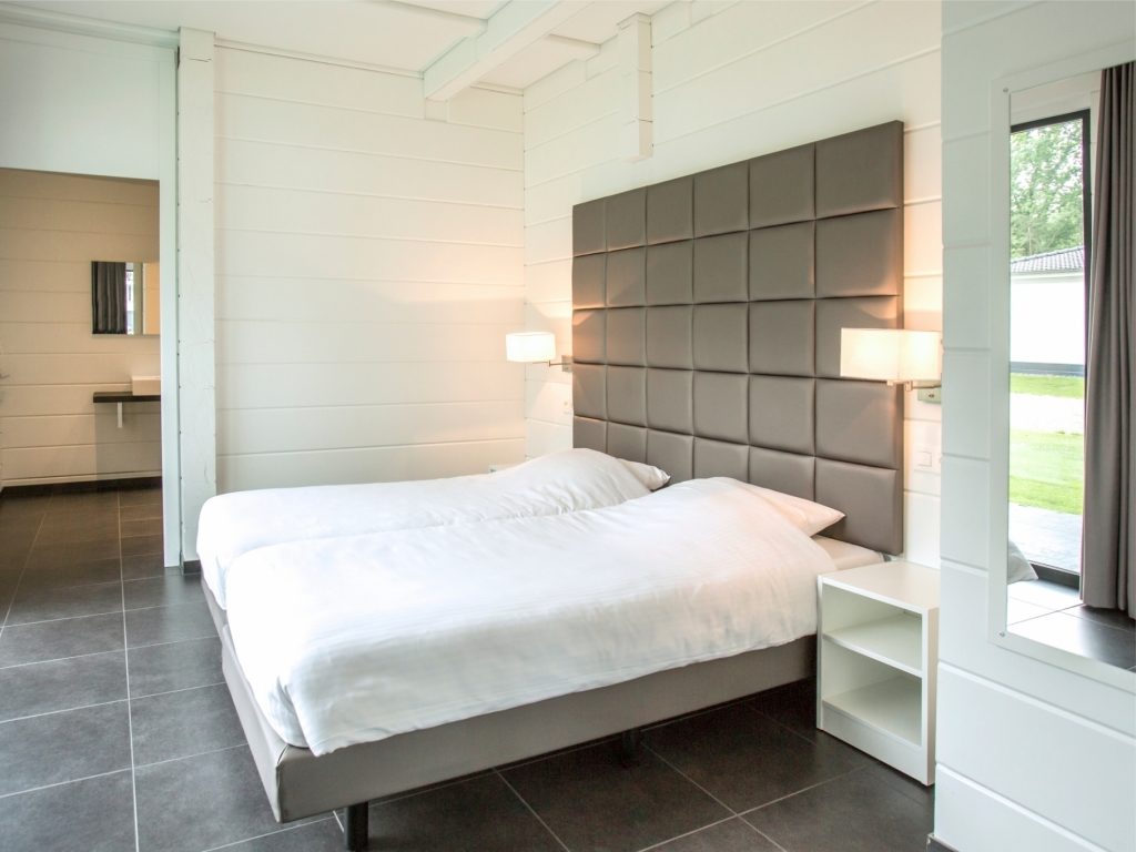 ZDL_03_81021_4_3_81022